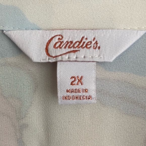 Candies Floral Print Blouse - Picture 9 of 11